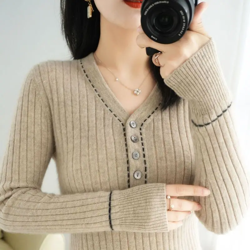 

Wholesale WOMEN'S wool sweater -fit buckle V-neck striped all-match warm base shirt slim look solid color simple knitted