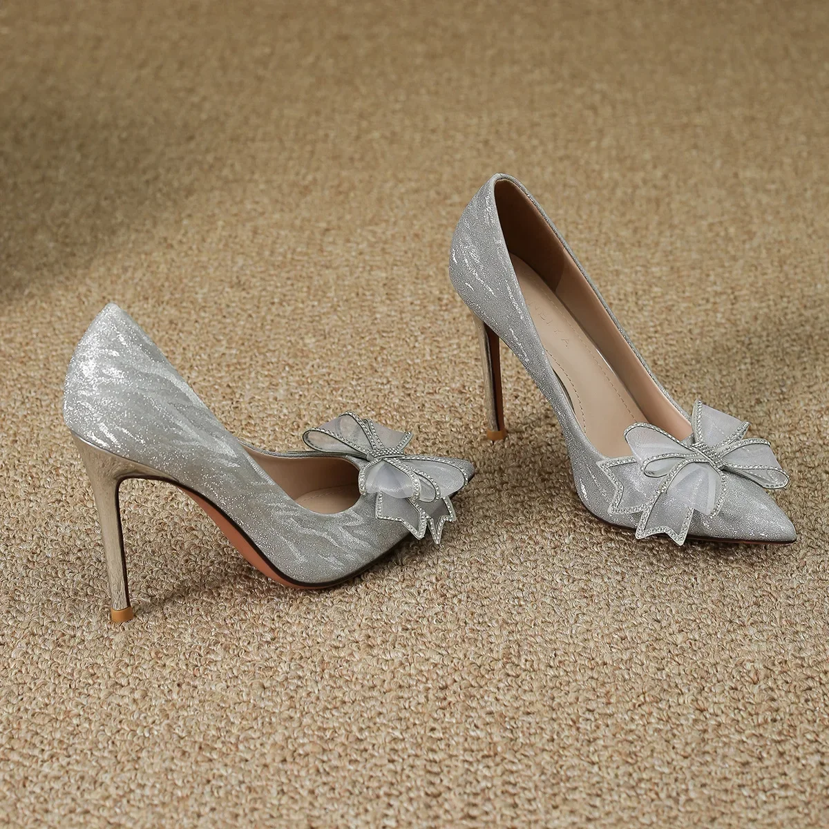 Female autumn and winter new thin heels pointed silver sexy bridesmaid high heels fairy style 6906