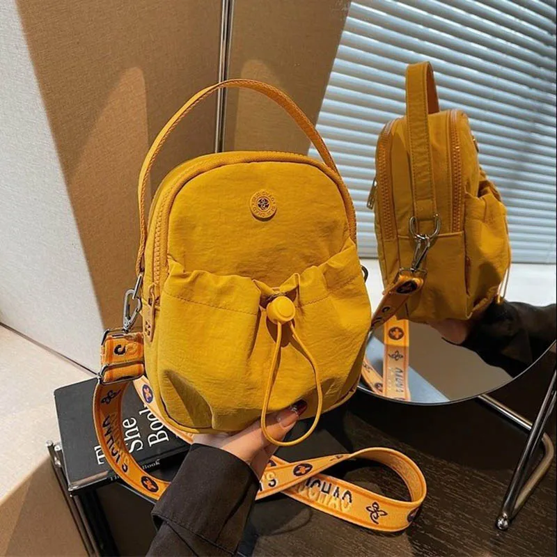 Ladies' Handbag 2026 Ins Minimalist Crossbody Bag New Girls' Backpack Nylon Sports Shoulder Crossbody Bags Travel Backpack