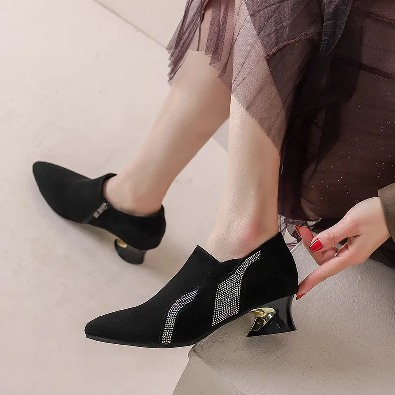 Single shoes with drill pointed head 2025 new style all matching simple zipper metal shaped mid-heel deep mouth women's shoes