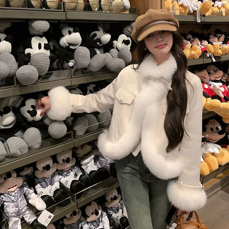 Retro vrouwelijke lange mouwen vossenbont jas herfst winter damesmode korte pluche uitloper 2025, geavanceerde dames patchwork bontjas