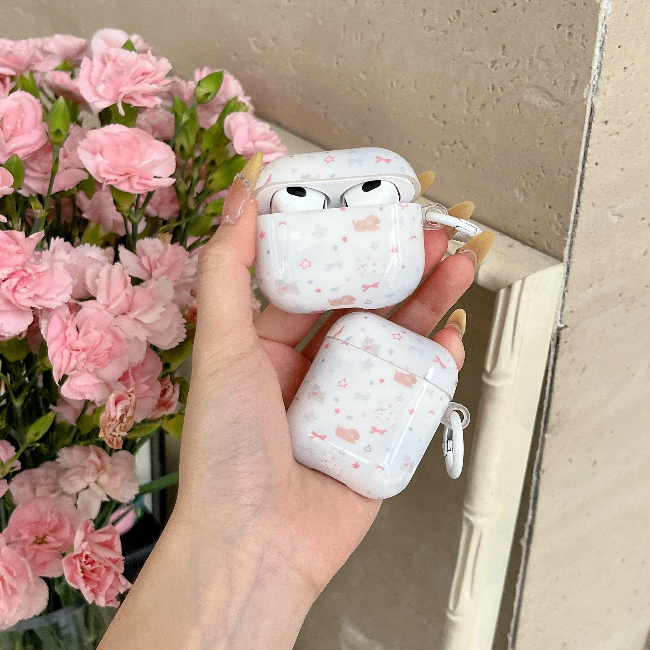 เคสป้องกันแรงกระแทกสำหรับ AirPods 1 2 3 4 Pro ลายจุดสีฟ้าอ่อน พร้อมโบว์ผีเสื้อและดาว ผิวมันเงา