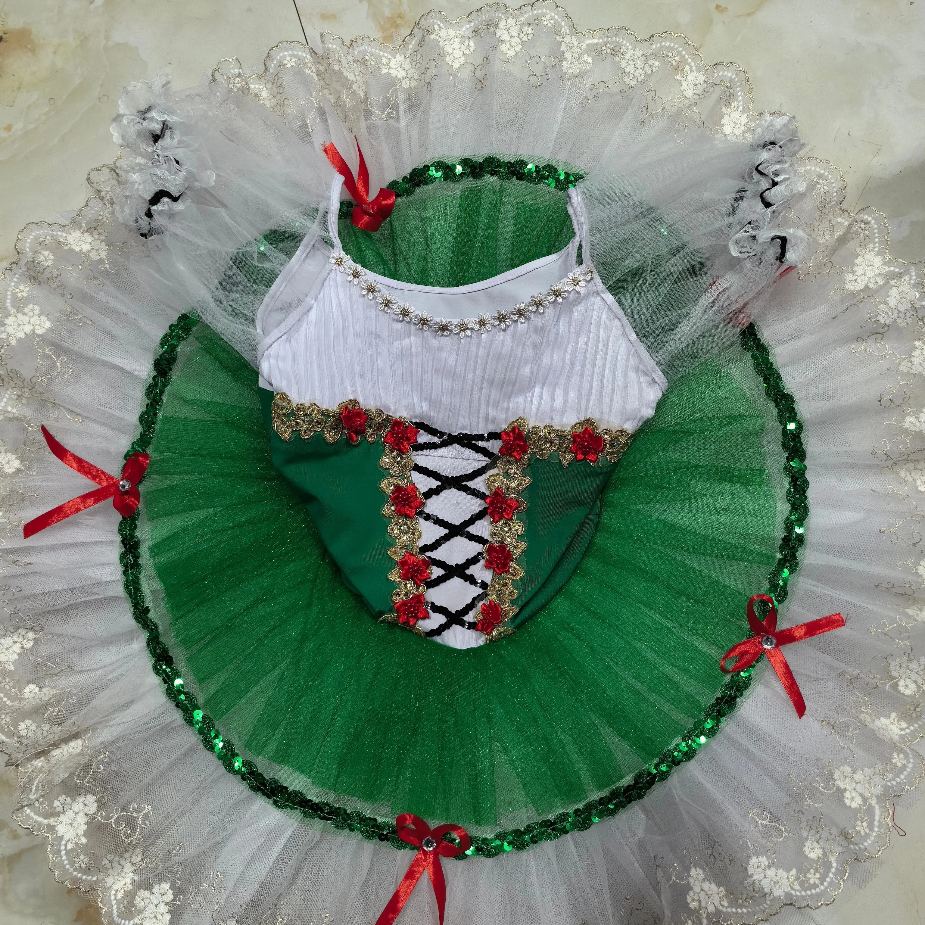 

Child Girls Green Professional Ballet Tutu Dress Pancake Ballet Skirts Tutu Ballerina Dress Kids Swan Lake Dance Costumes