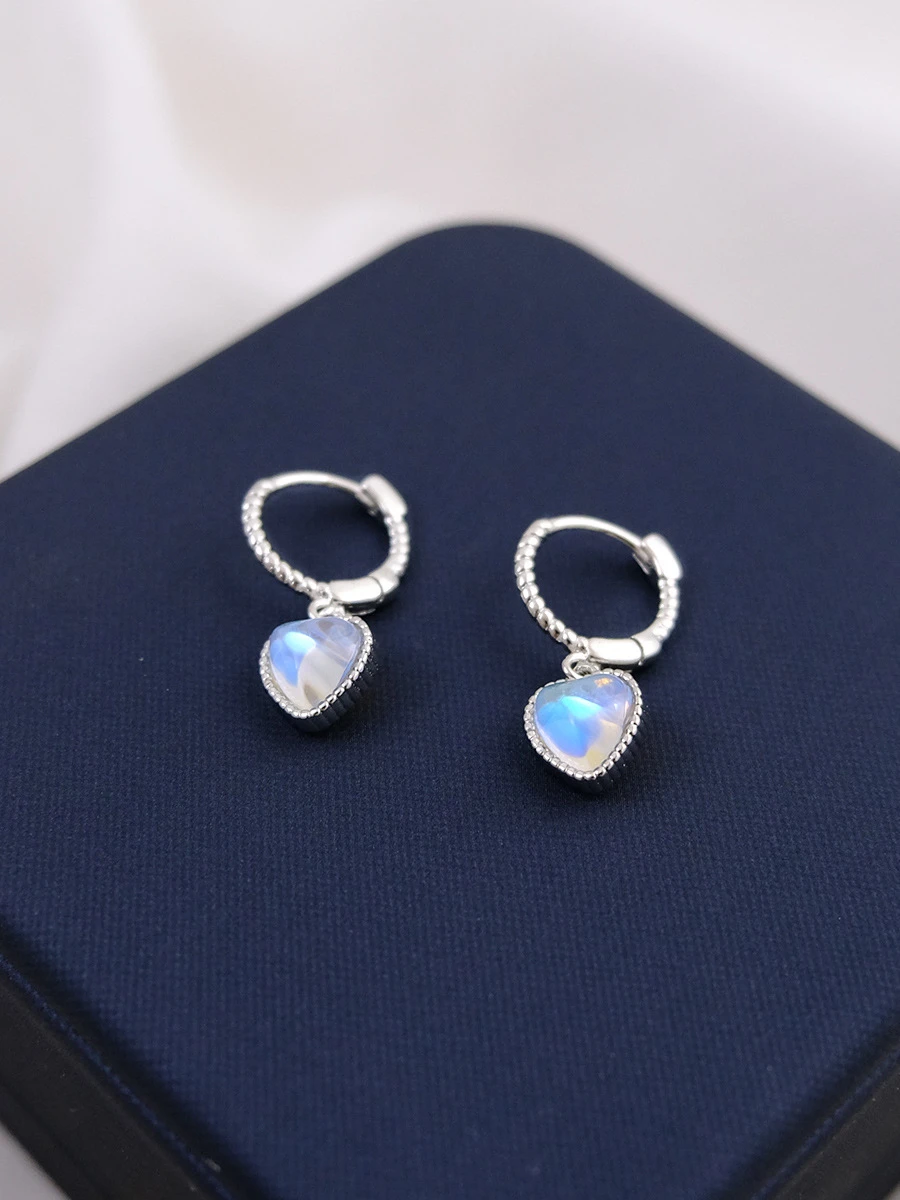 

925 Sterling Silver hoop Earrings Simple Temperament Exquisite Hot Semale Sexy Moonstone heart Jewelry Gift
