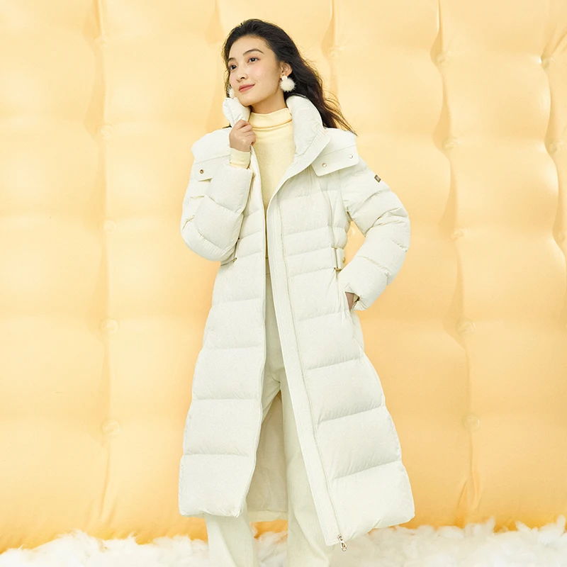 Piumino lungo Chericom Cappuccio attaccato Cerniera frontale bidirezionale Polsini elastici antivento Cintura definita in vita Leggero Y309737Y