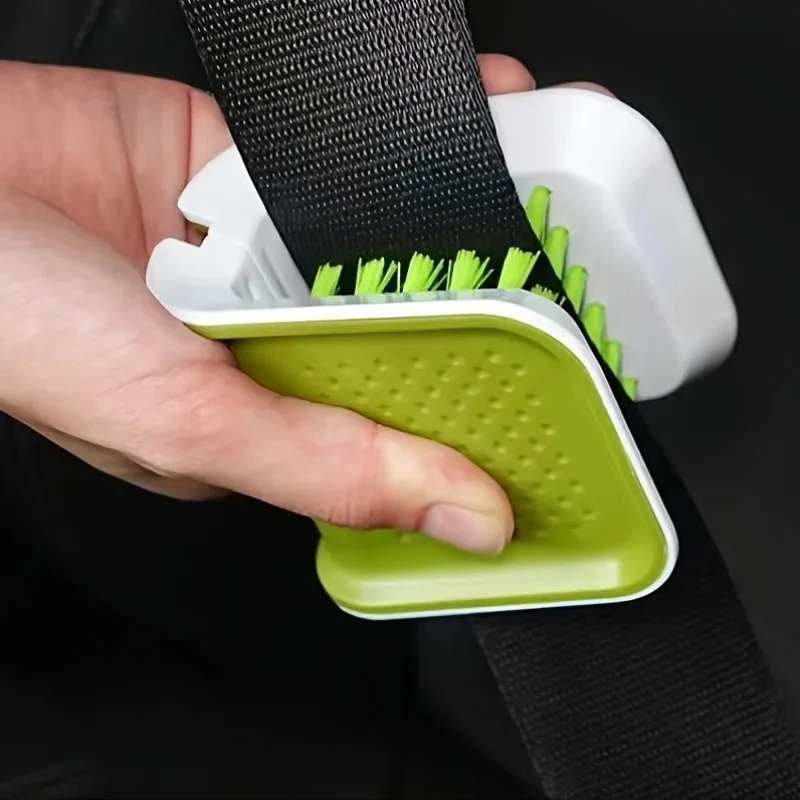 1pc Maintain The Cleanliness And Freshness of Your Car Seats Using This Single Car Seat Belt Cleaning Brush