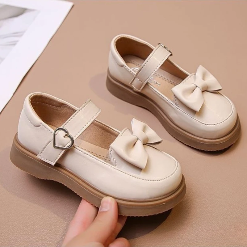 Girls Soft Leather Princess Performance Shoes 2026 Spring Autumn Kids Soft Sole New Design​ Fashion Footwear