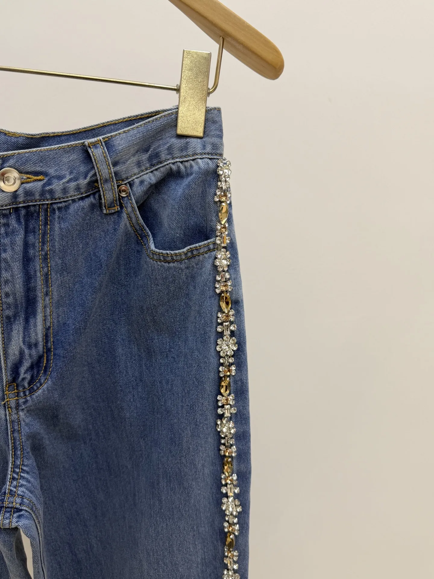 

Spring Women Diamond Inlaid Floral Hign Waist Denim Pants Pocket Loose Fashion Casual Straight Leg Jeans