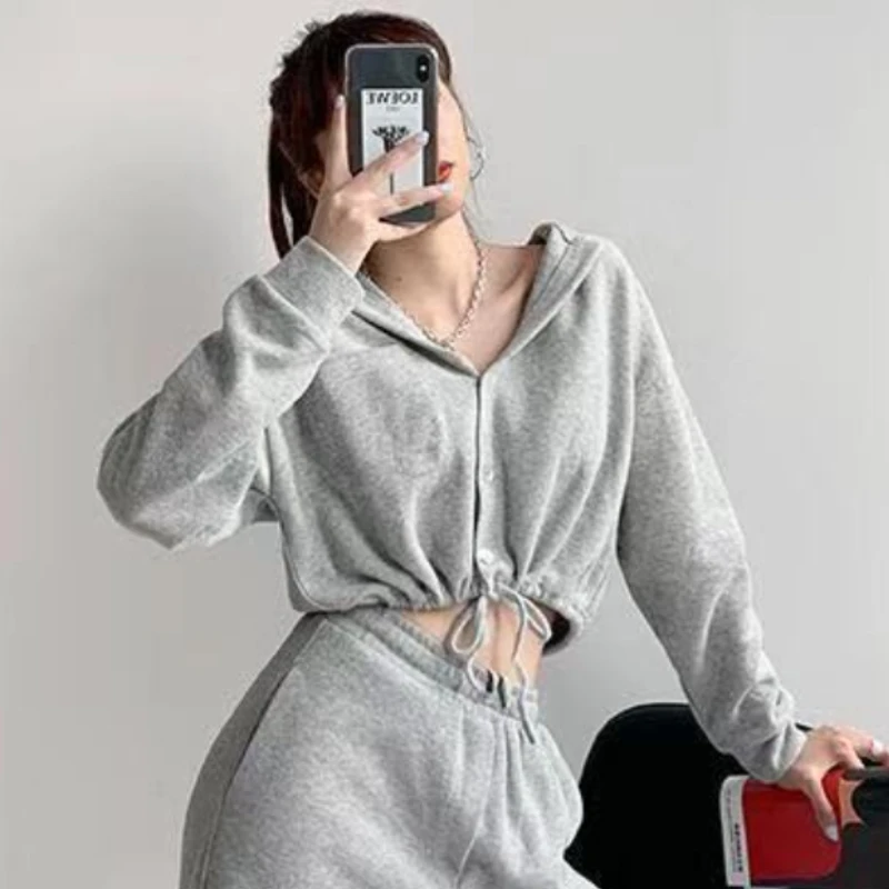 

Куртки с капюшоном женские спортивные в корейском стиле повседневные свободные ленивые студенческие куртки на шнурке модные темпераментные однотонные универсальные весенние шикарные куртки