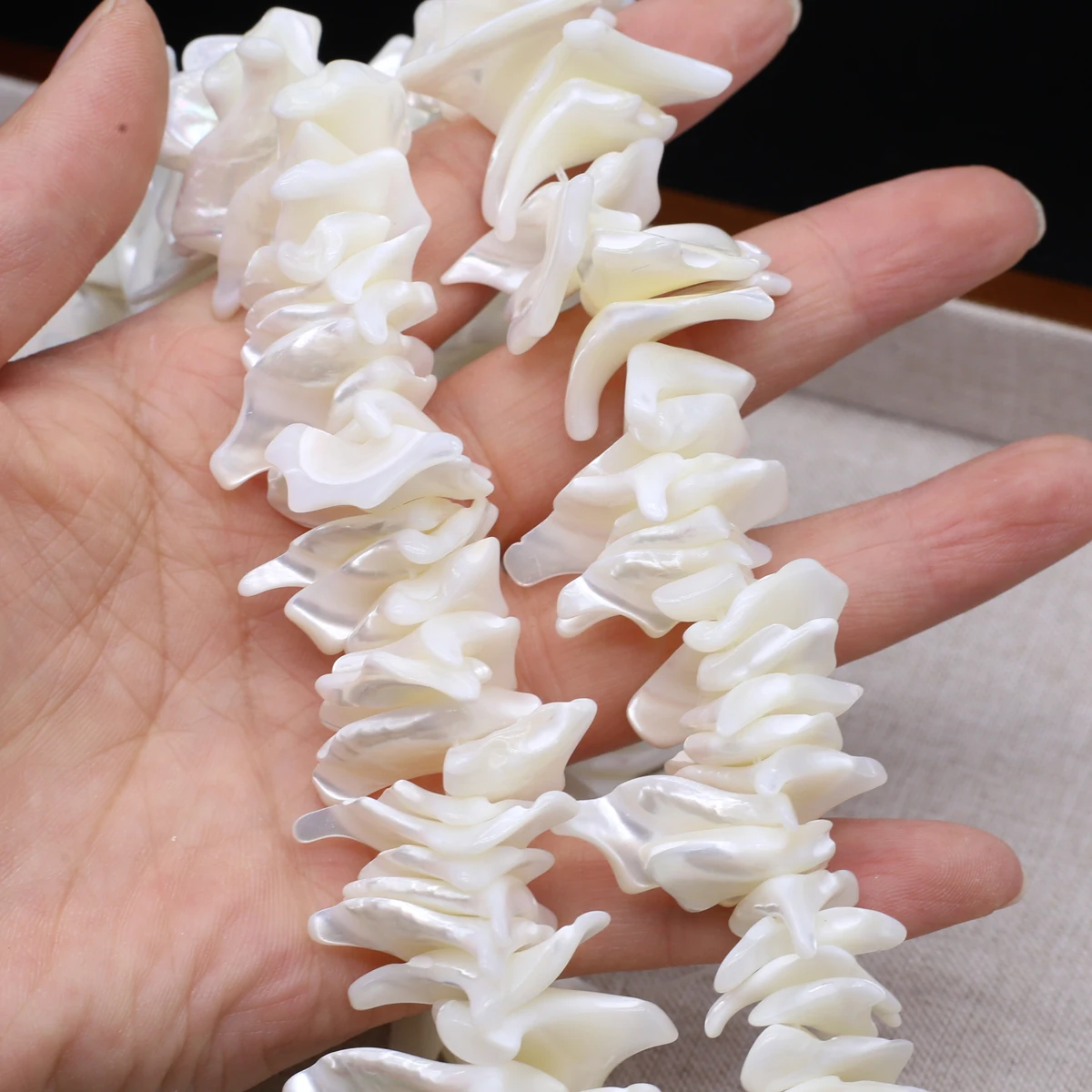 

20-24mmBig White Shell Irregular Natural Freshwater Bead Exquisite Women Jewelry Making DIY Necklace Bracelet Earrings Accessory