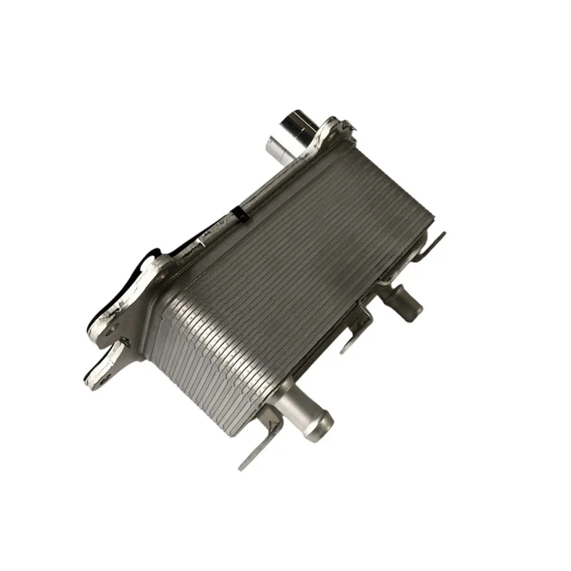 LR124571 for auto parts oil radiator assembly