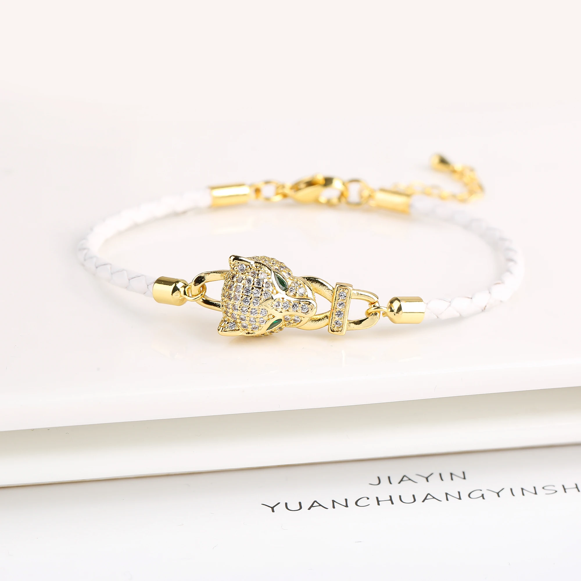 Adjustable Leather Rope Braided Zirconia Animal Leopard Head Bully Bracelet Fashion for Man Woman Party Jewelry Gift Daily Wear