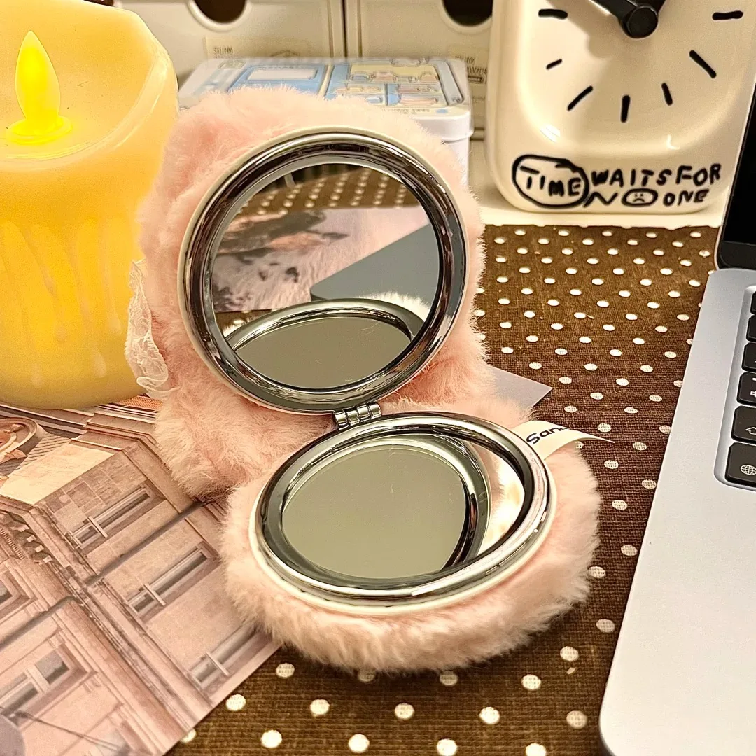 정품 산미 애니멀 시리즈 메이크업 미러 플러시 블라인드 박스 트렌디 장난감 생일 서프라이즈 선물 야외 휴대용 가방 펜던트 장식