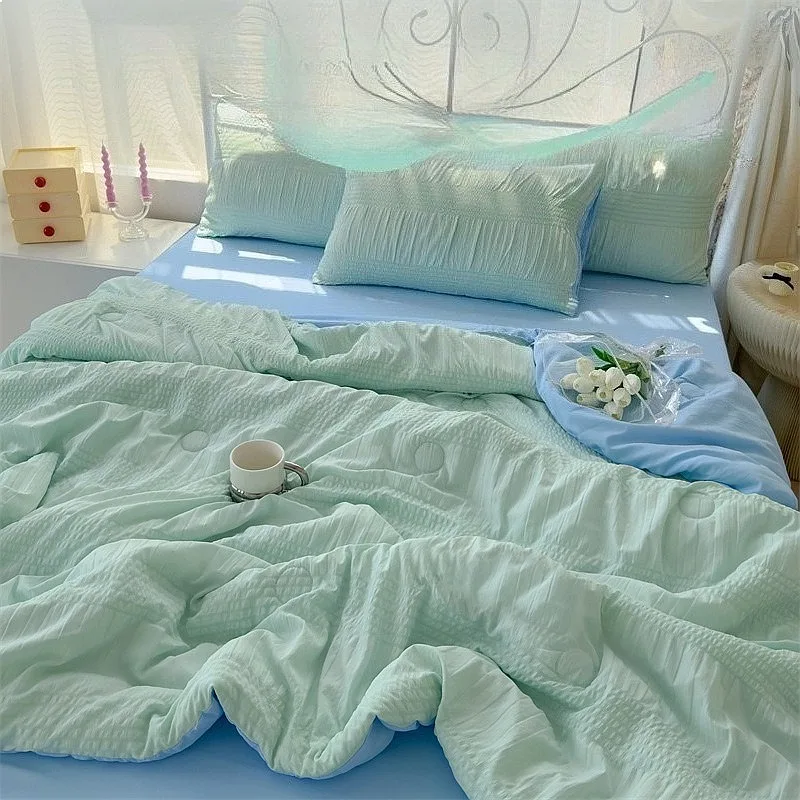 New Thin Seersucker Air Condition Quilt Lightweight Breathable Summer Blanket Soft Skin-friendly