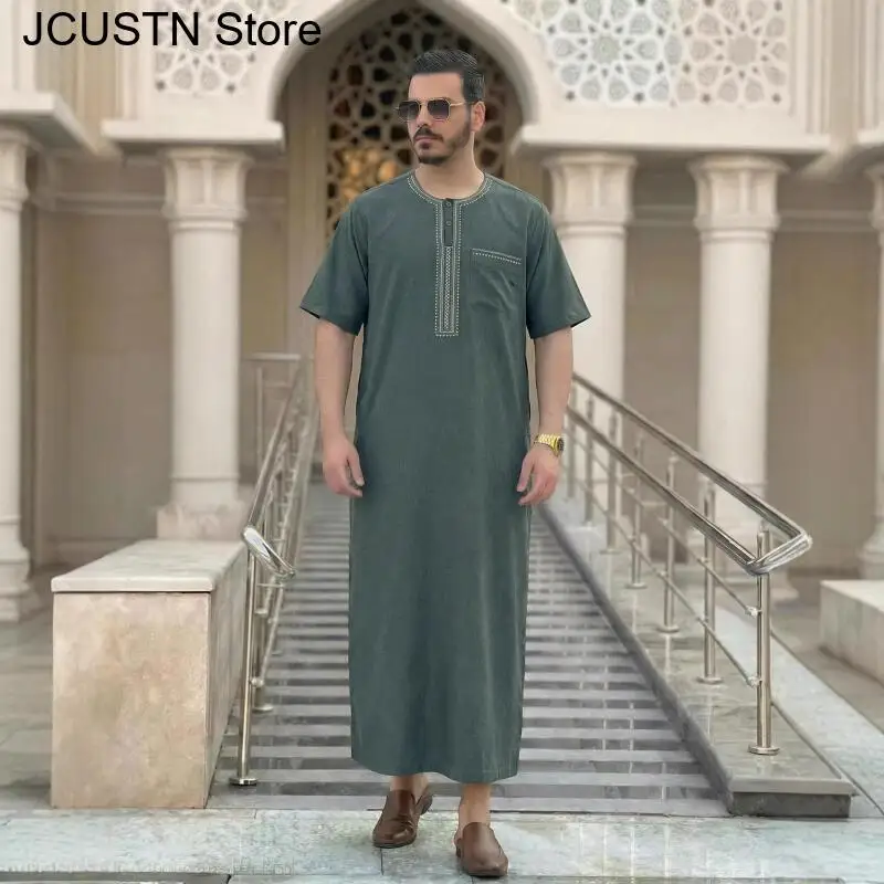 2026 Summer New Men's Islamic Kaftan Short Sleeve Embroidered Muslim Clothing Comfortable Modern Ethnic Fashion Jubba Robes