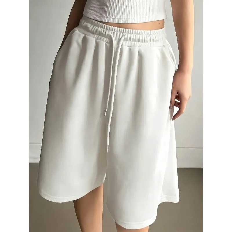 Plus size women's casual solid color, machine washable fabric, with drawstring pocket shorts, suitable for daily casual outings