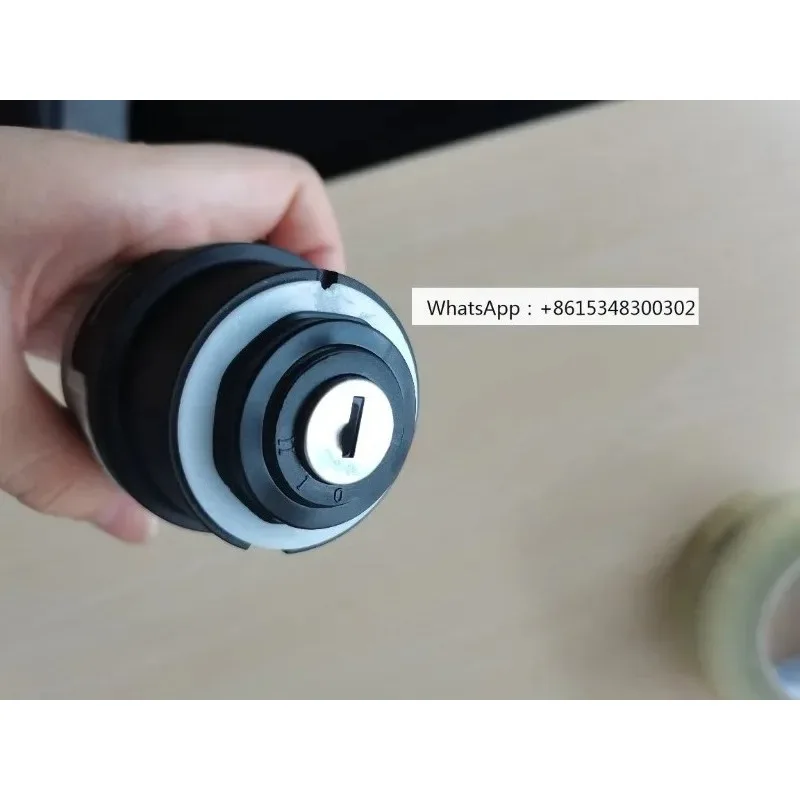 

0009730212 Forklift Key Switch 350/351/352 Suitable for Forklift