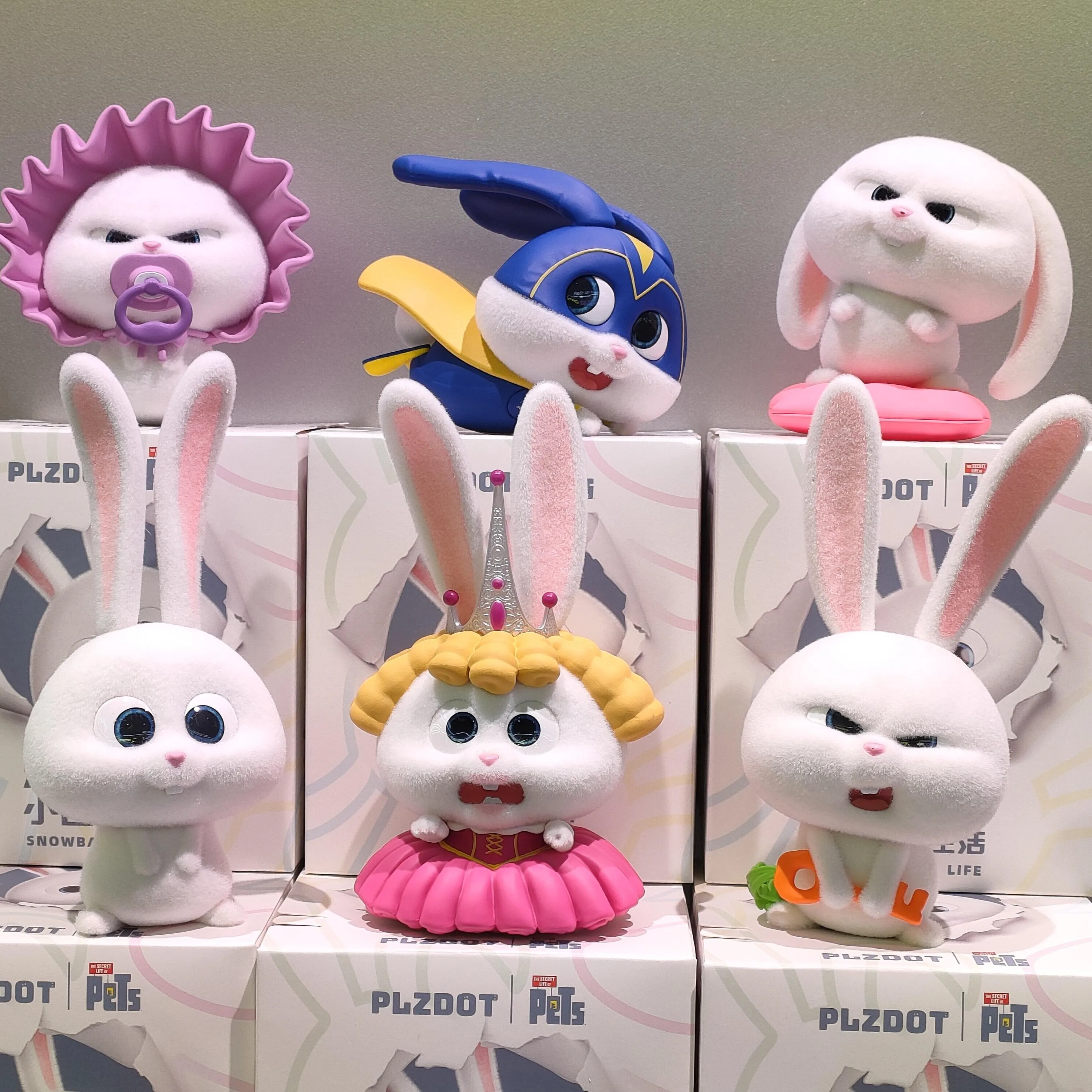 (op voorraad) PLZDOT Het geheime leven van huisdieren Sneeuwballen leven Blind Box Figuur Konijn Boss Collectible Model Toy Officieel cadeau