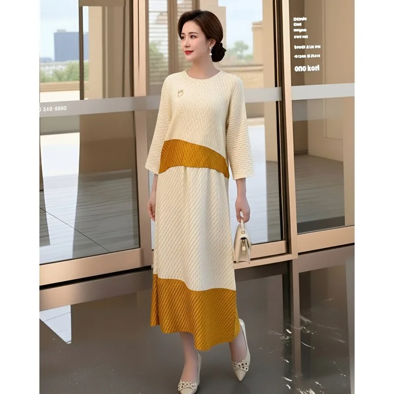 

Miyake Pleated Skirt Set 2026 Spring Summer Color Block Casual Set Women High-end Loose T-shirt Top+Skirt Plus Size 2-piece Set