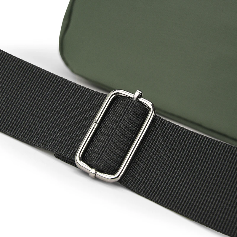 Sportliche quadratische Umhängetasche für Herren – Robuste, weiche Umhängetasche im College-Stil mit multifunktionalen Taschen – Detail 13