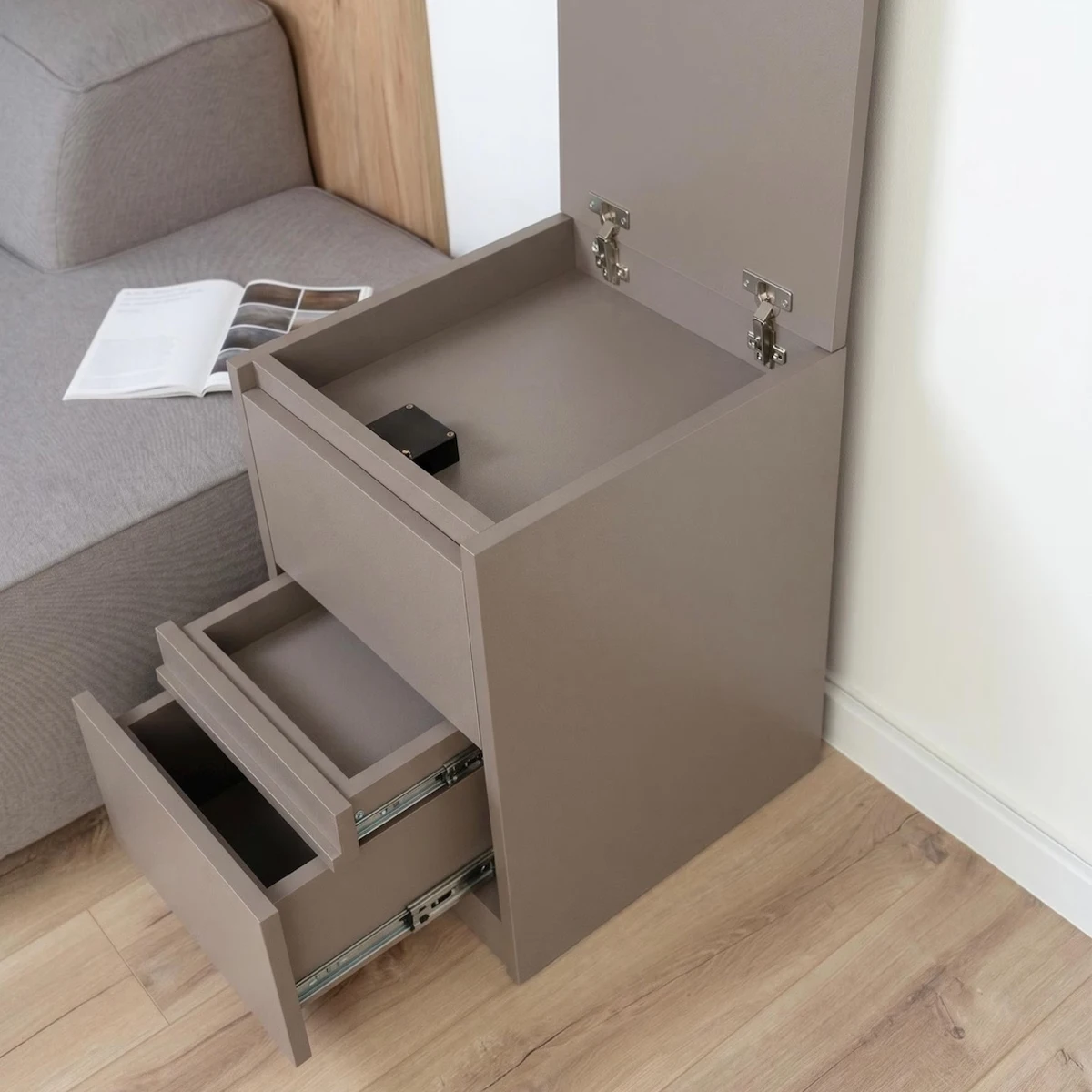 Modern Dark Walnut Nightstand With Lift Top And 3 Drawer Hidden Storage Factory Wholesale Bulk Order For Retailers