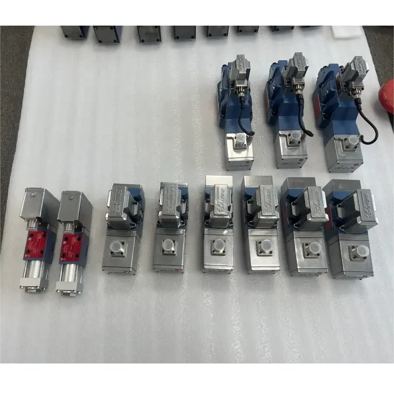 Hydraulic Proportional Valve D633-308B D634-327C D061-9311 D661-E4627 D661-4882 Hydraulic Direct Drive Control Servo Valves