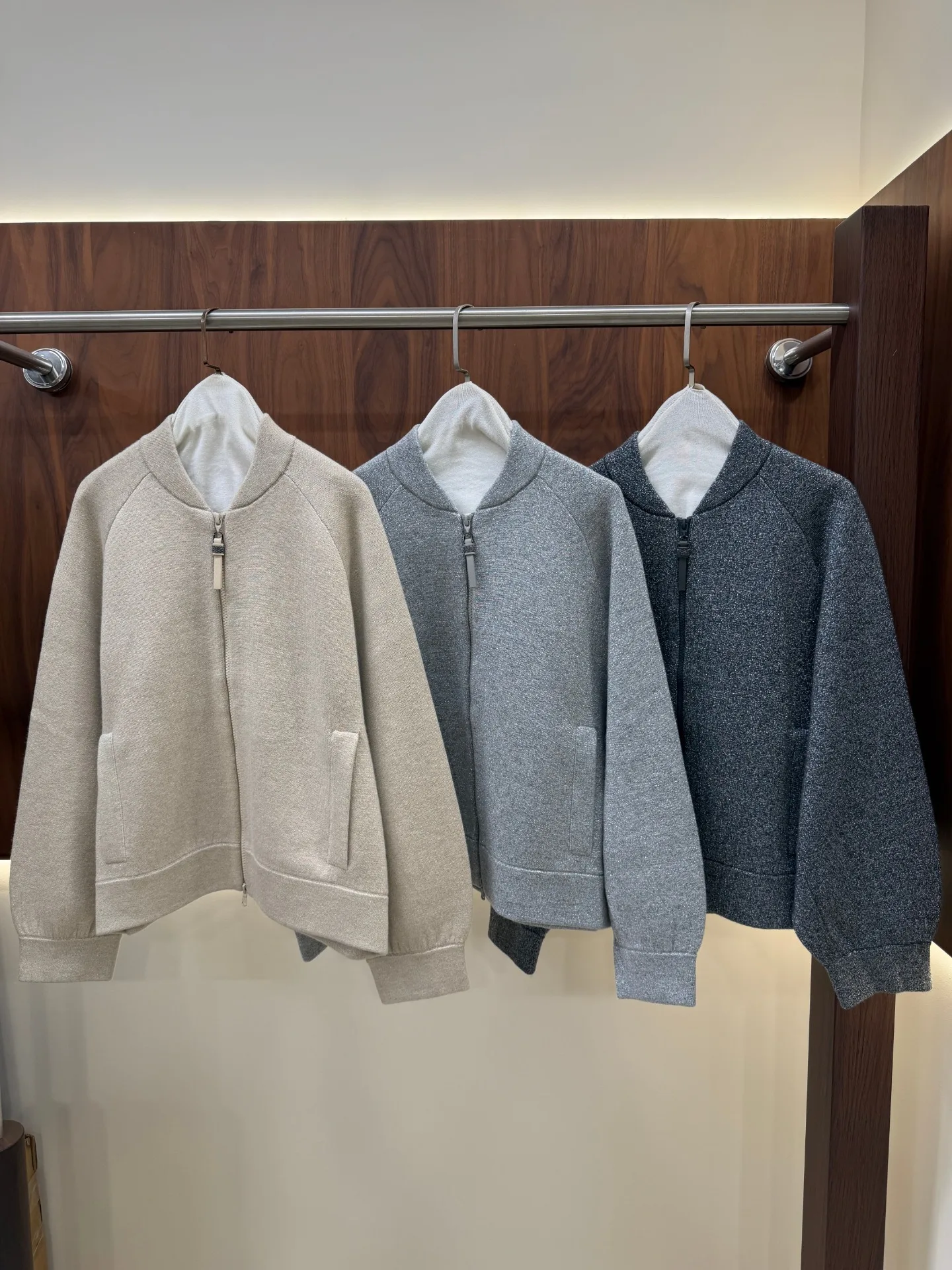 2026Fall Women's Wool-Cashmere Blend Knit Zip-Up Cropped Jacket