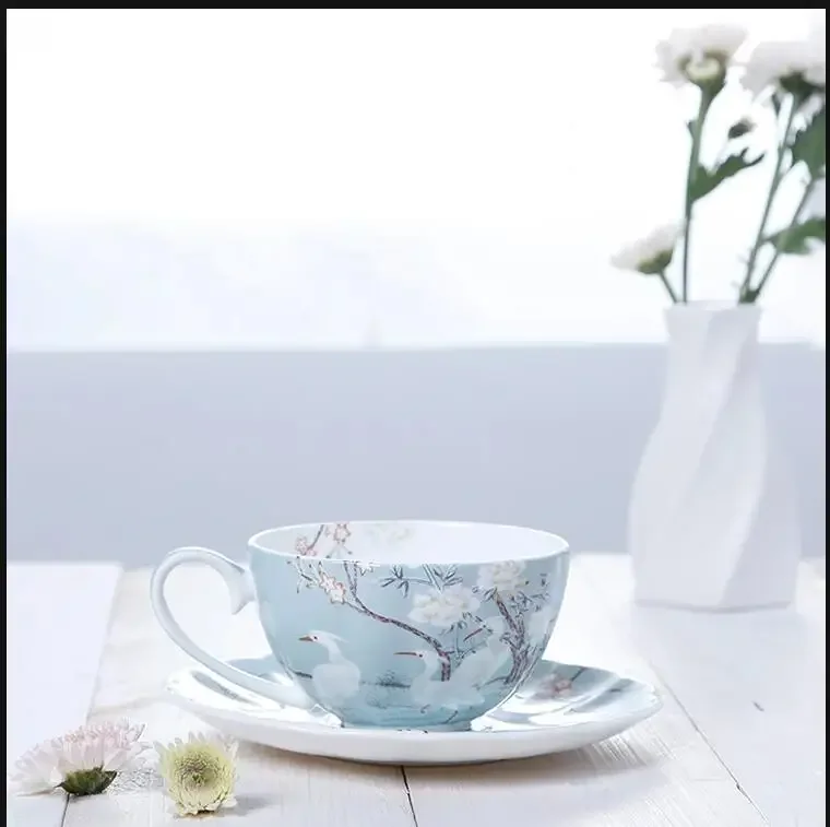 British Style Coffee Cup Set Bone china Luxury Gift Creativity Tea Cups And Coffee cups  Set Beautiful Ceramic Cups