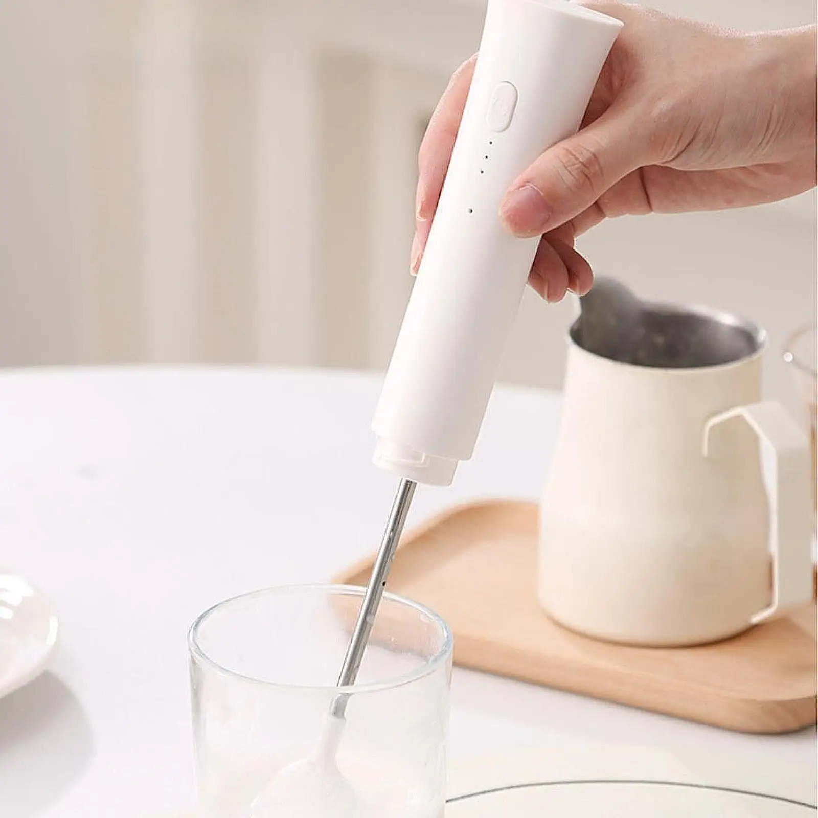 أداة مزبد القهوة الكهربائية لرغوة الحليب المحمولة #4