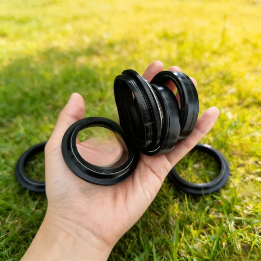35x47x10.5mm Front Fork Suspension Damper Oil Seal 35*47 Dust Cover For GILERA 125 FAST BIKE-RRT-ER RUNNER RX VX 125 VX125 RX125