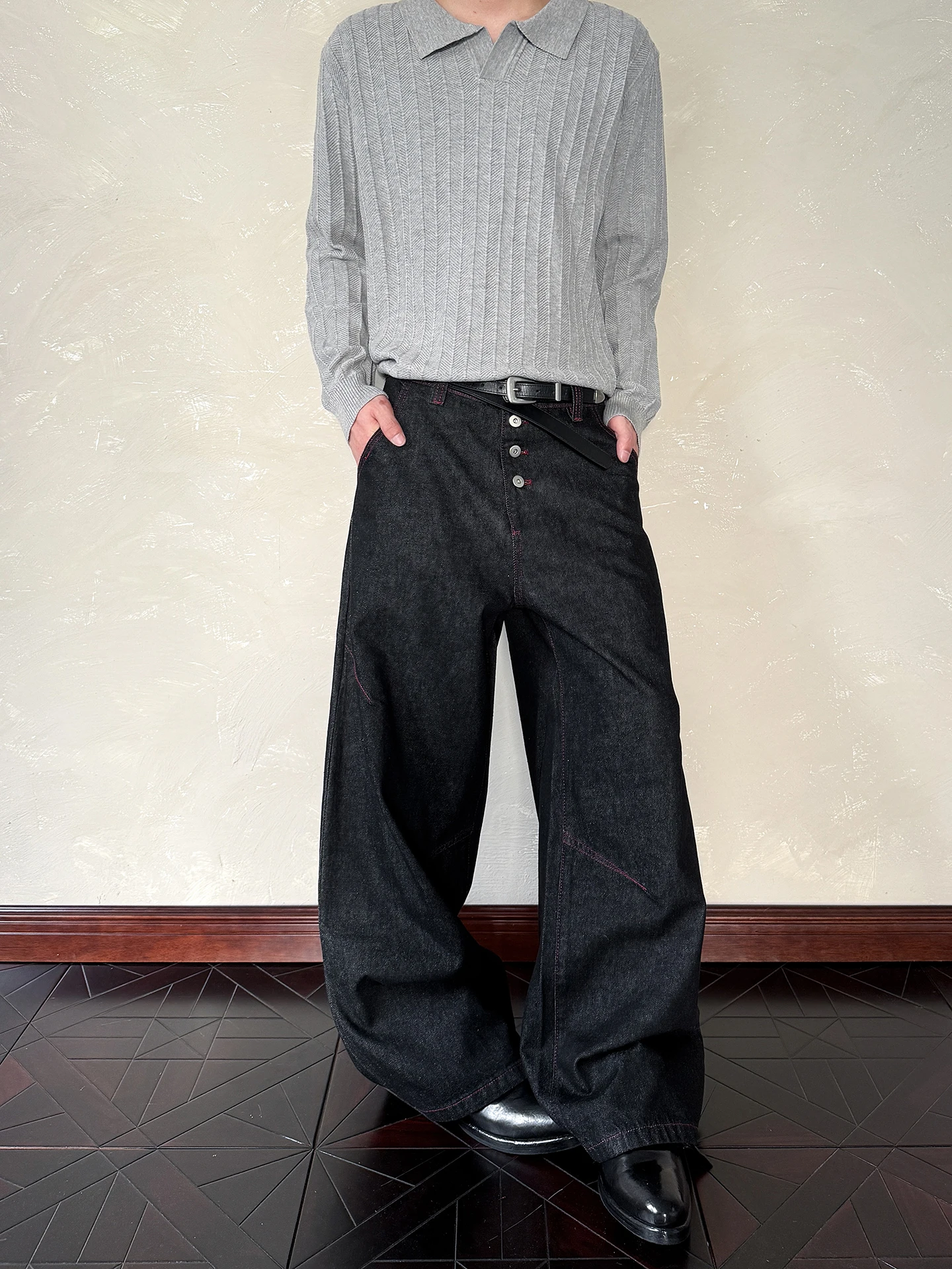 

American Retro Sle Jeans with Color Blo Red Tead And Knife ape Design Versatile Straight Leg Loose Fit Casual Jeans