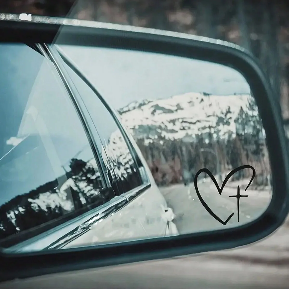 2pcs/set of heart shape cross mirror stickers, personalized creative decoration waterproof and sunscreen stickers for cars
