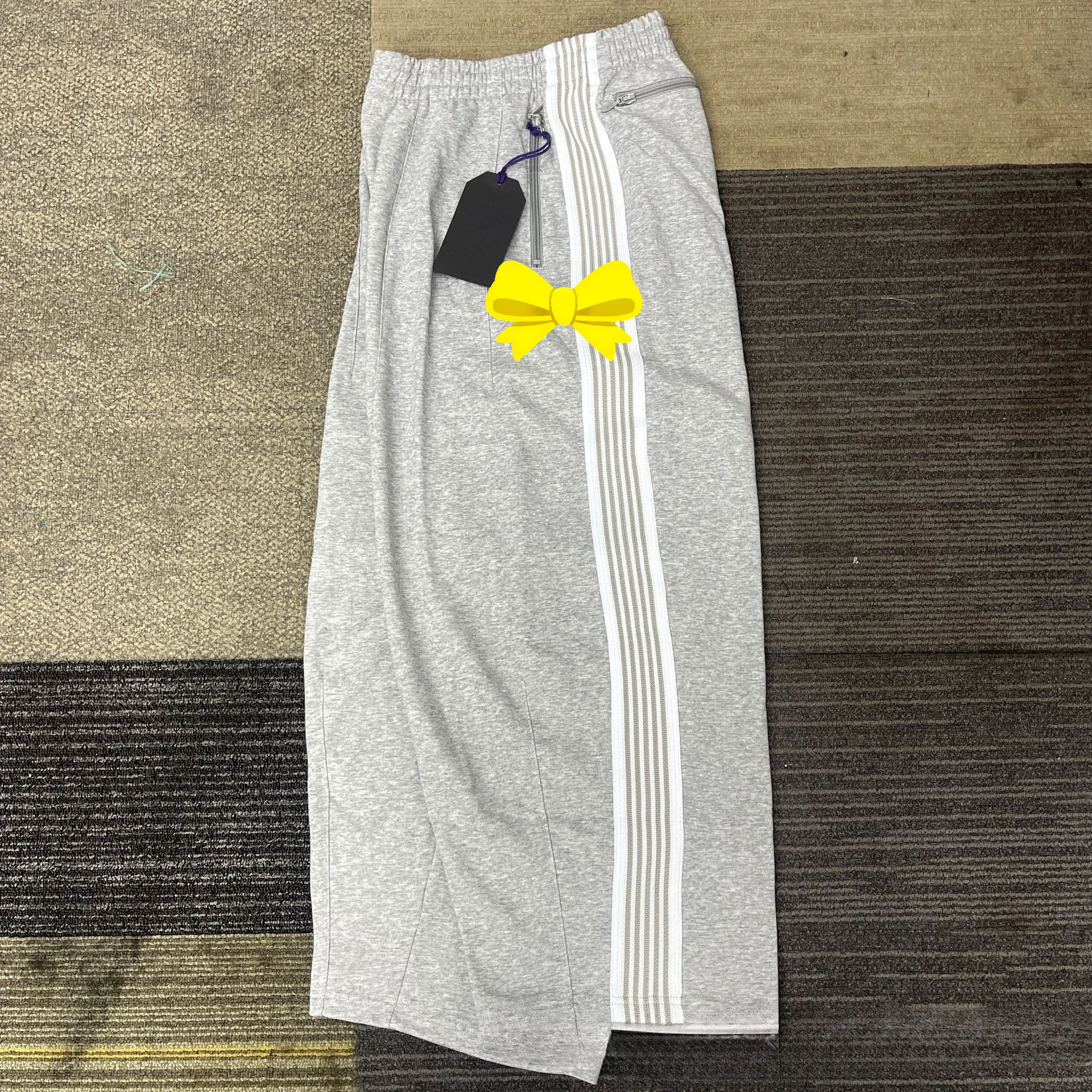 إبر السراويل الترنك فراشة التطريز واسعة الساق السراويل اليابانية الشارع الشهير العلامة التجارية فضفاضة تناسب السراويل الرياضية الطويلة نمط للجنسين