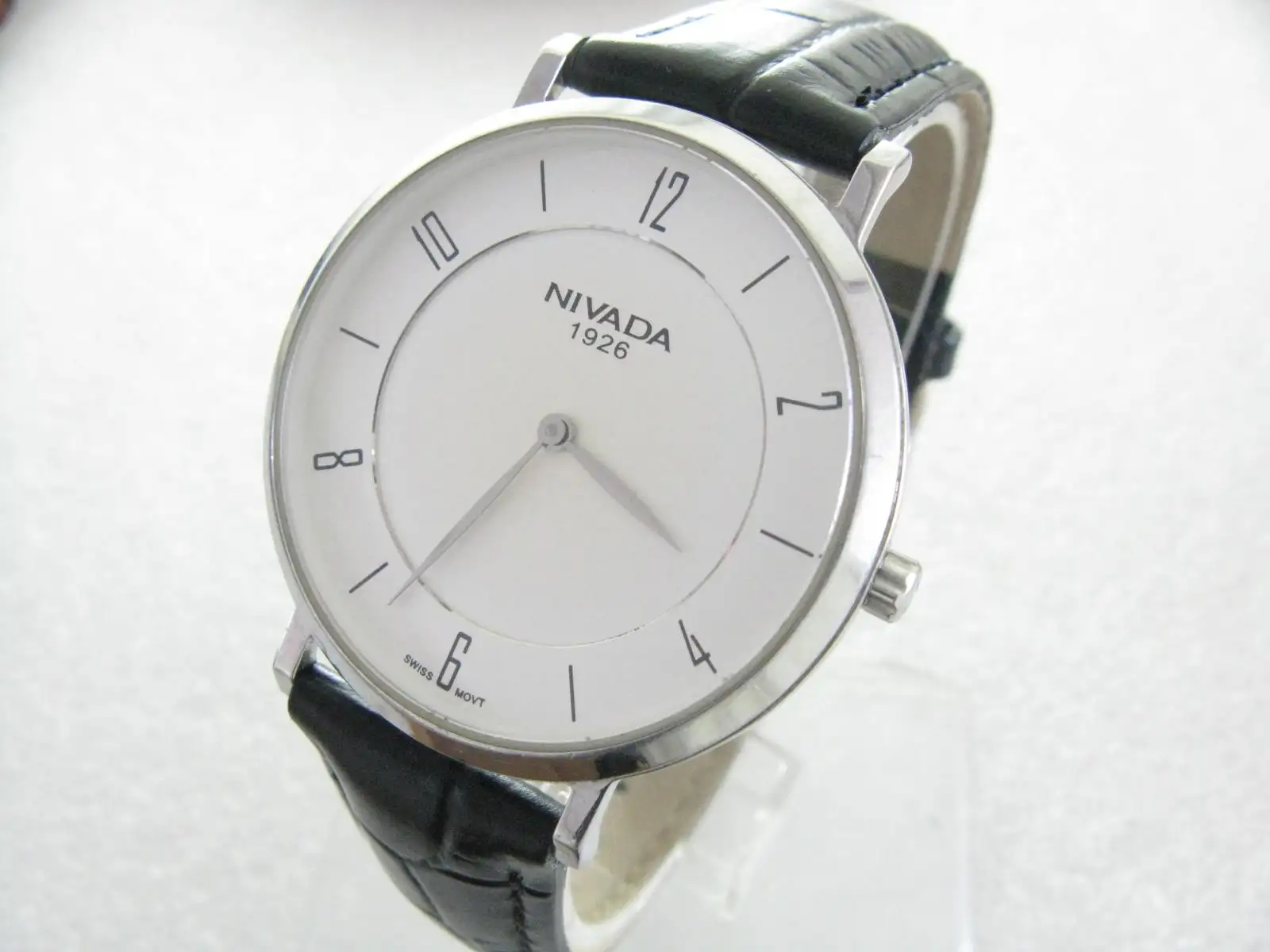 

Ultrathin “Double layer dial” nivada Round quartz men's watch（2 pointer）