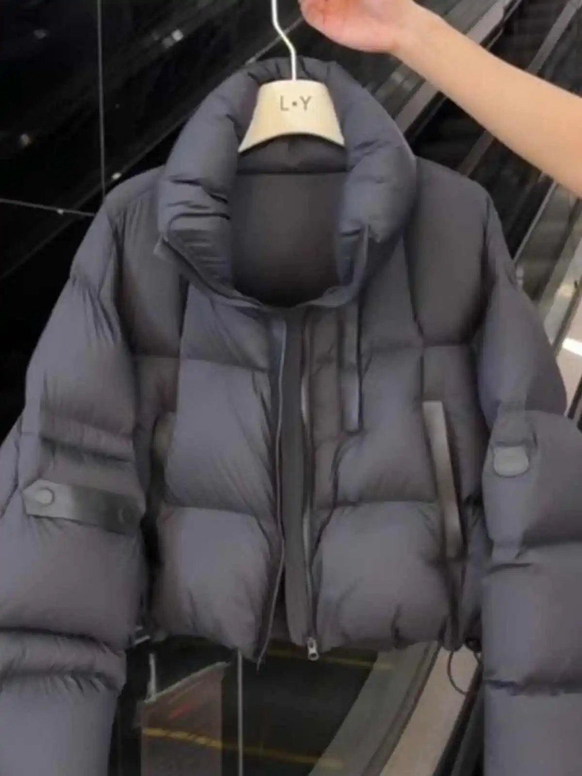 

Thiened ort Puffer Jaet Women's Sle 2026 New Winter Faionable Warm Bread Clothes Outerwear Small Figure