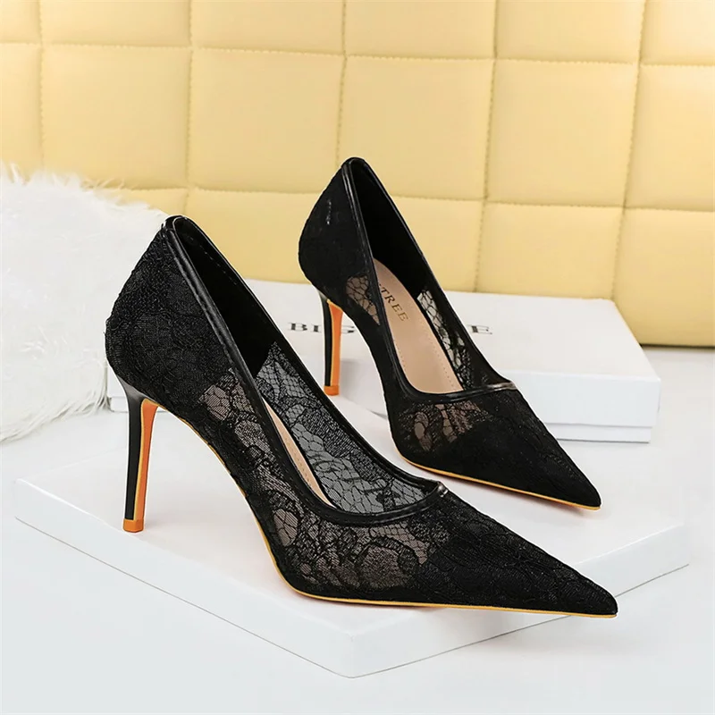 Summer Wine Red Lace Flower Women Pumps Shallow Mouth Mesh Hollow High Heel Party Single Shoes Stilettos Pointed Toe Pumps