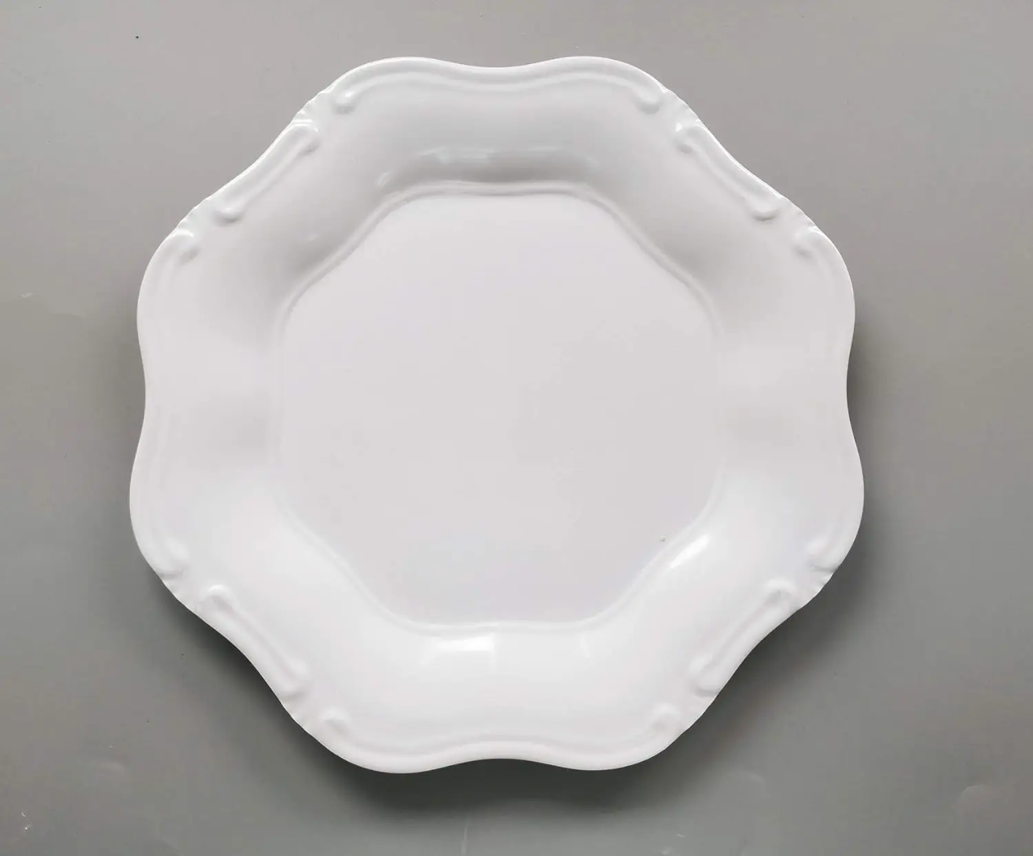 

Melamine Dinner Plates Set for 6, 11 inch Dinner Dishes Set for Indoor and Outdoor Use, White