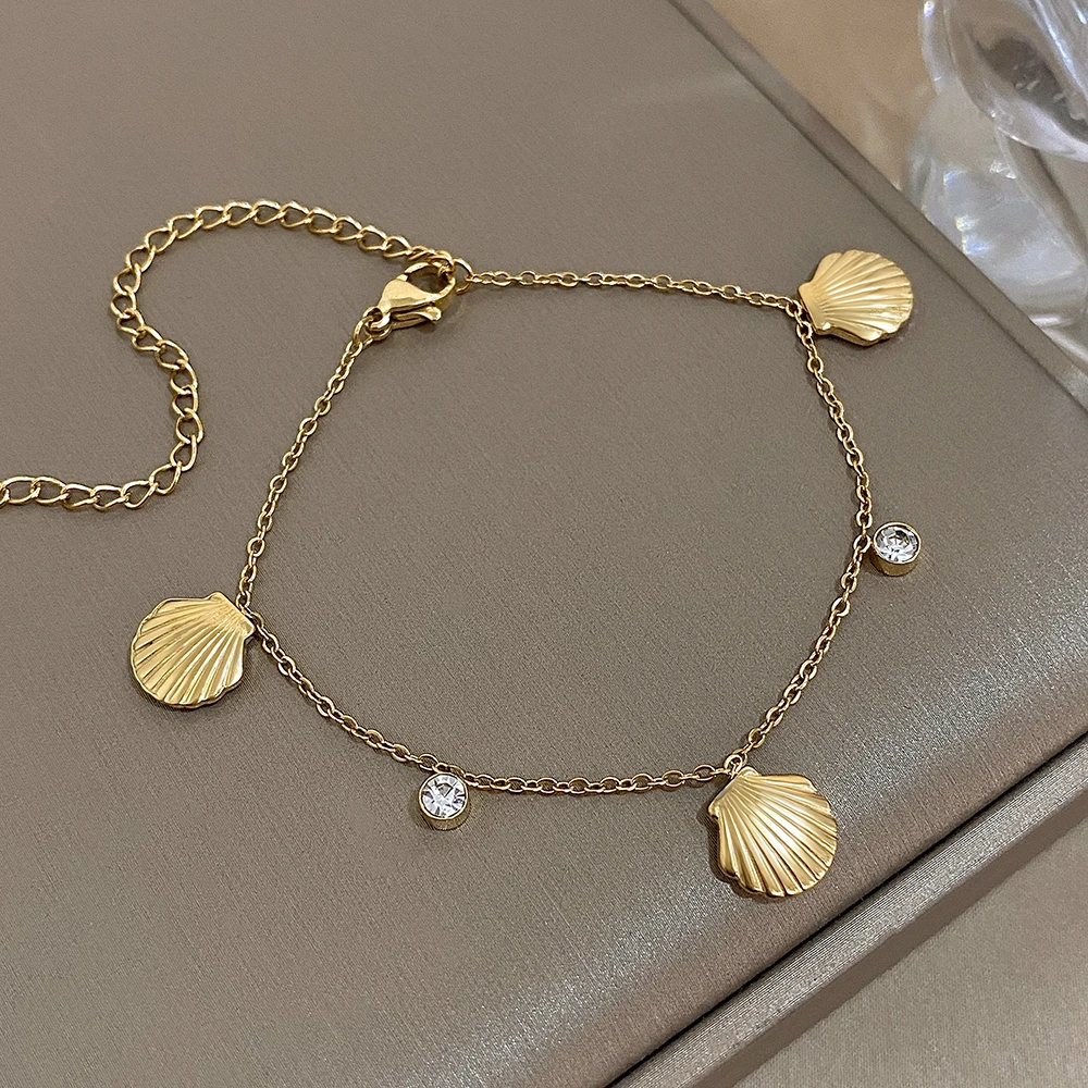 

Bohemian Stainless Steel Golden Scallop Pendant Bracelet for Women Adjustable Thin Chain Bracelet Waterproof Jewelry Accessories