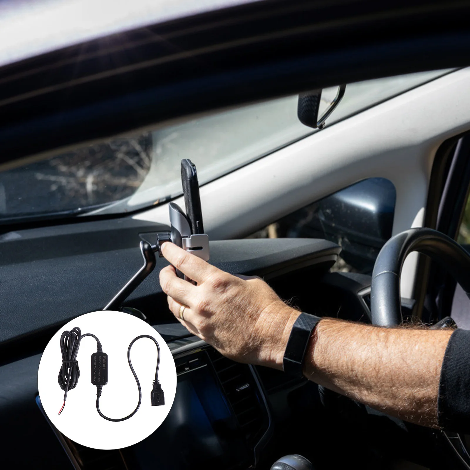 

Car Dc Converter USB Output 12V to 5V Power Adapter Compact Durable Car Converter Suitable for GPS Phone Driving