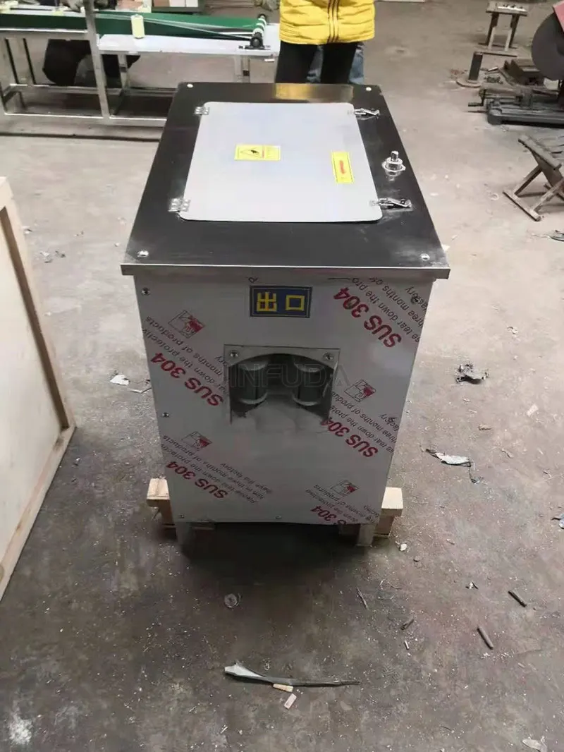 

Hot Sale Small Tilapia Fish Processing Cleaning Small Big Fish Scaling Killing Machine