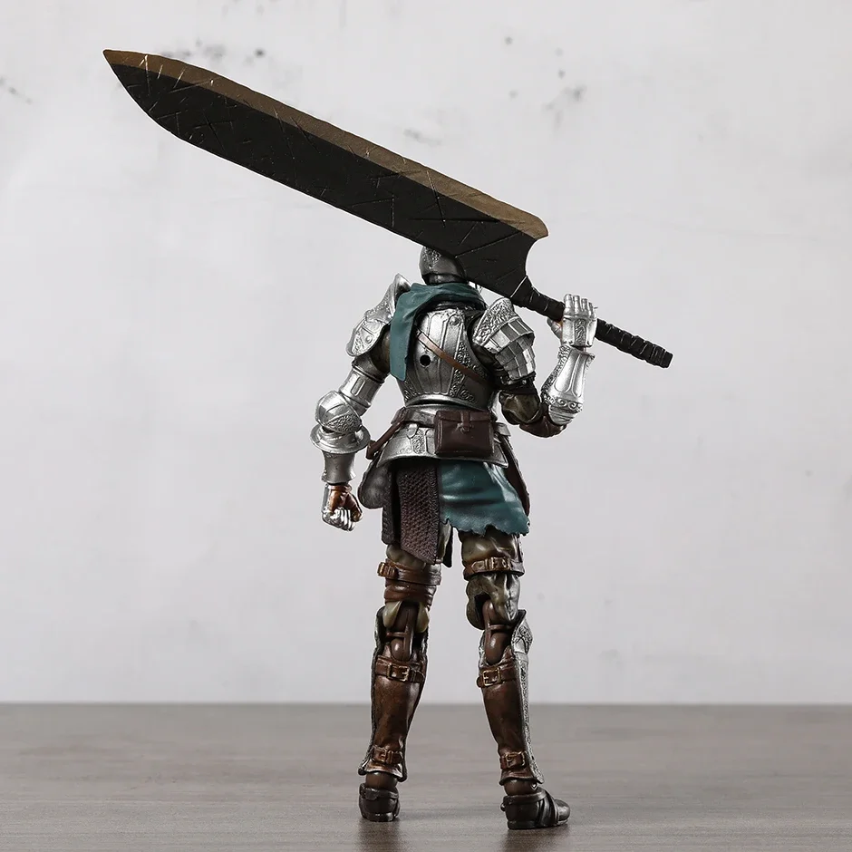 Figma Fluted Armor Demon’s Souls No. 590 PVC Action Figure Toy Figurine Collectible Model Doll