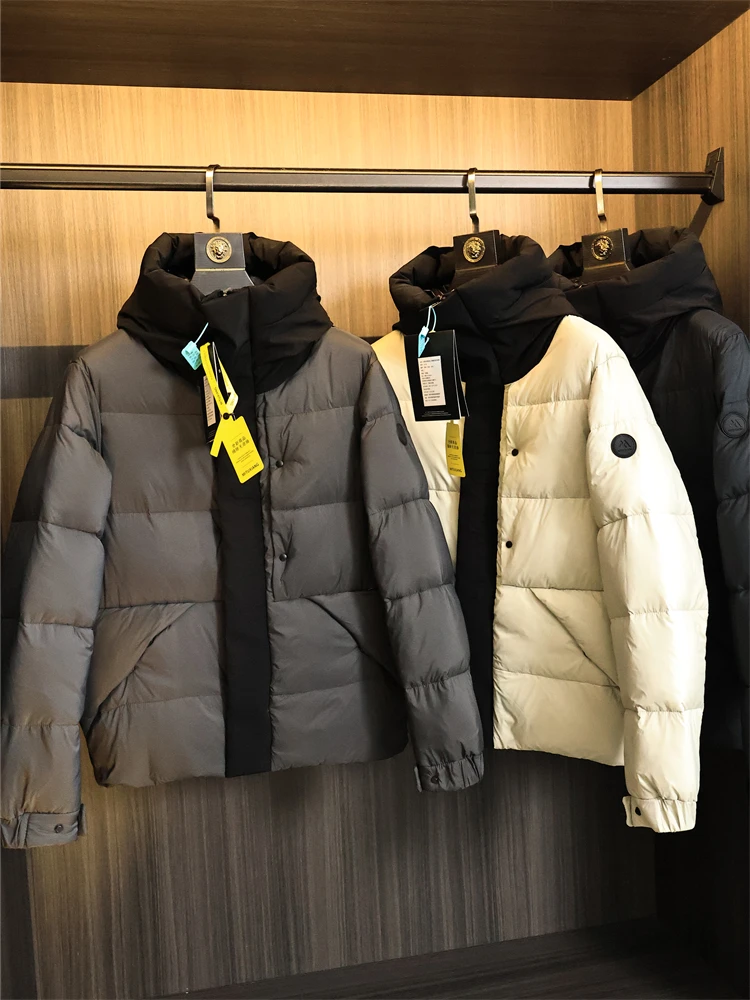

Loose Fit Hooded Men's down Jacket 90 Duck down Quilted Color Block Design Fashionable Urban Style Regular Length Youth Outer...