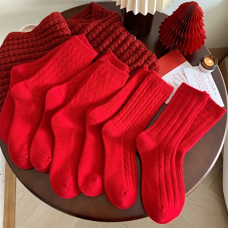 

New Socks Trends Crew Socks Casual Christmas Female Warm Women Year For Red Socks Breathable Fashion Simple Sweet Home Winter