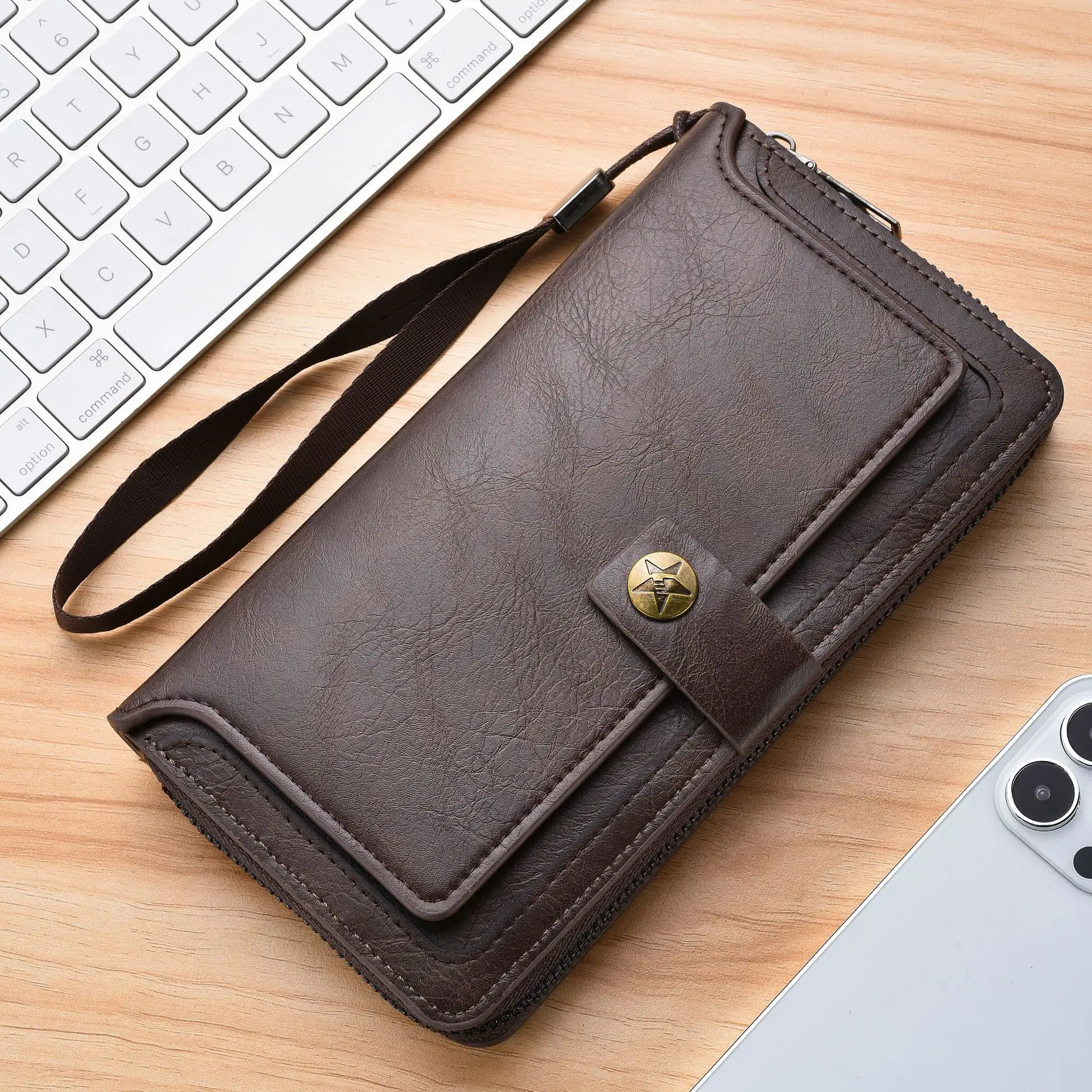 New Fashion Men's Long Wallet with Zipper, Multiple Card Slots, Soft Leather, for Students and Youth