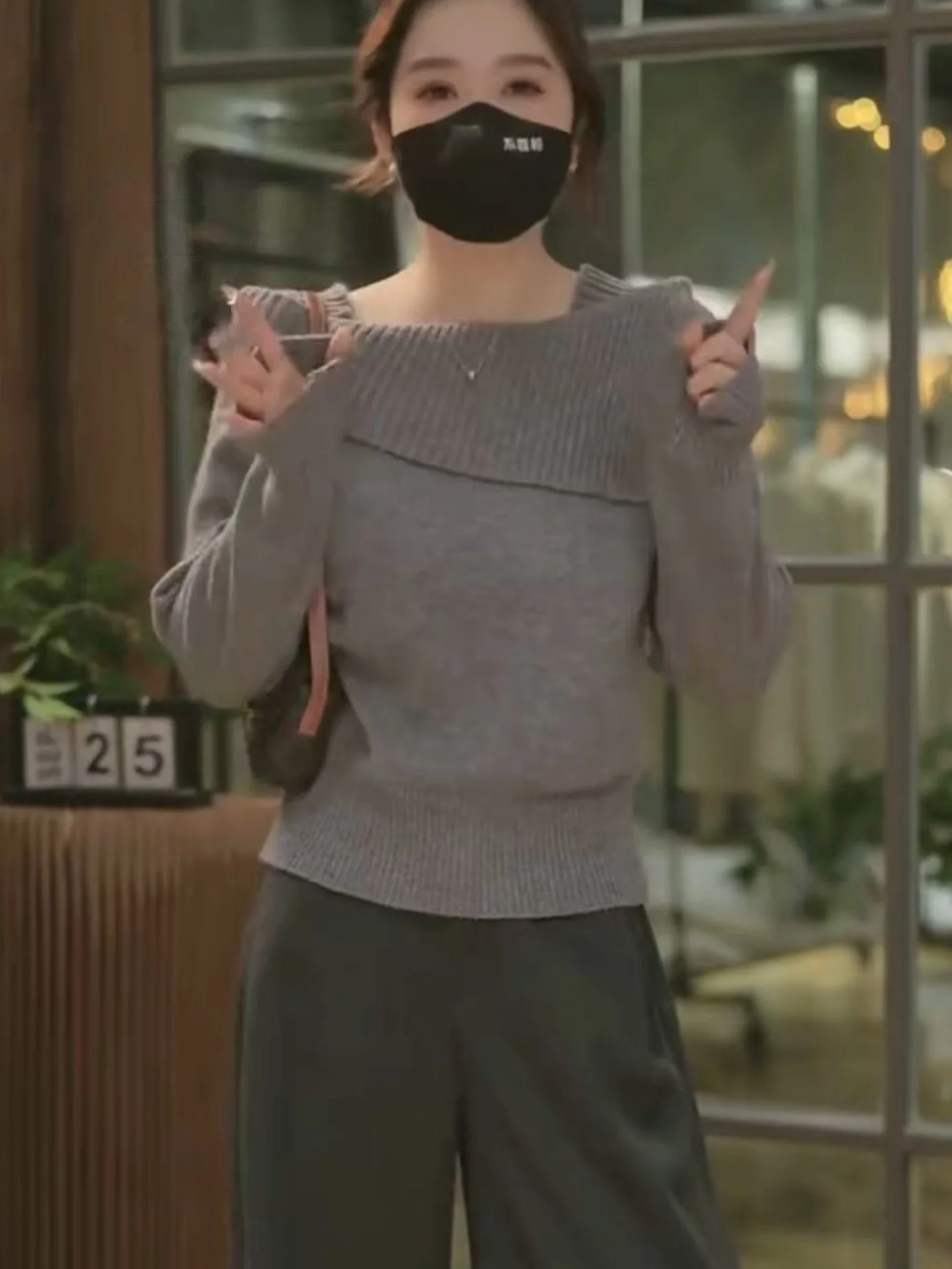 

Casual Loose Knitted Sweater Women's oulder Bared Autumn Winter New Sle Soft Comfortable Long Sve Base irt for Commu...