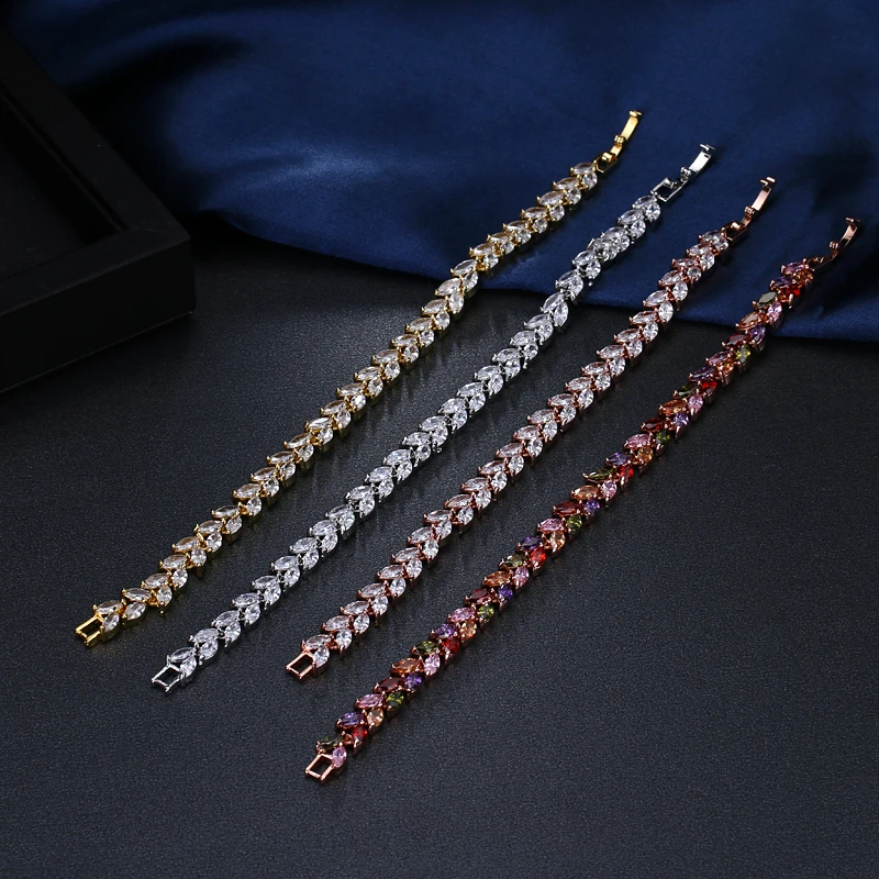 Trendy Leaf Charm Cubic Zirconia Bracelet & Bangles for Bride Bracelets Jewelry Sliver Color Clear CZ Crystal Bangles for Women