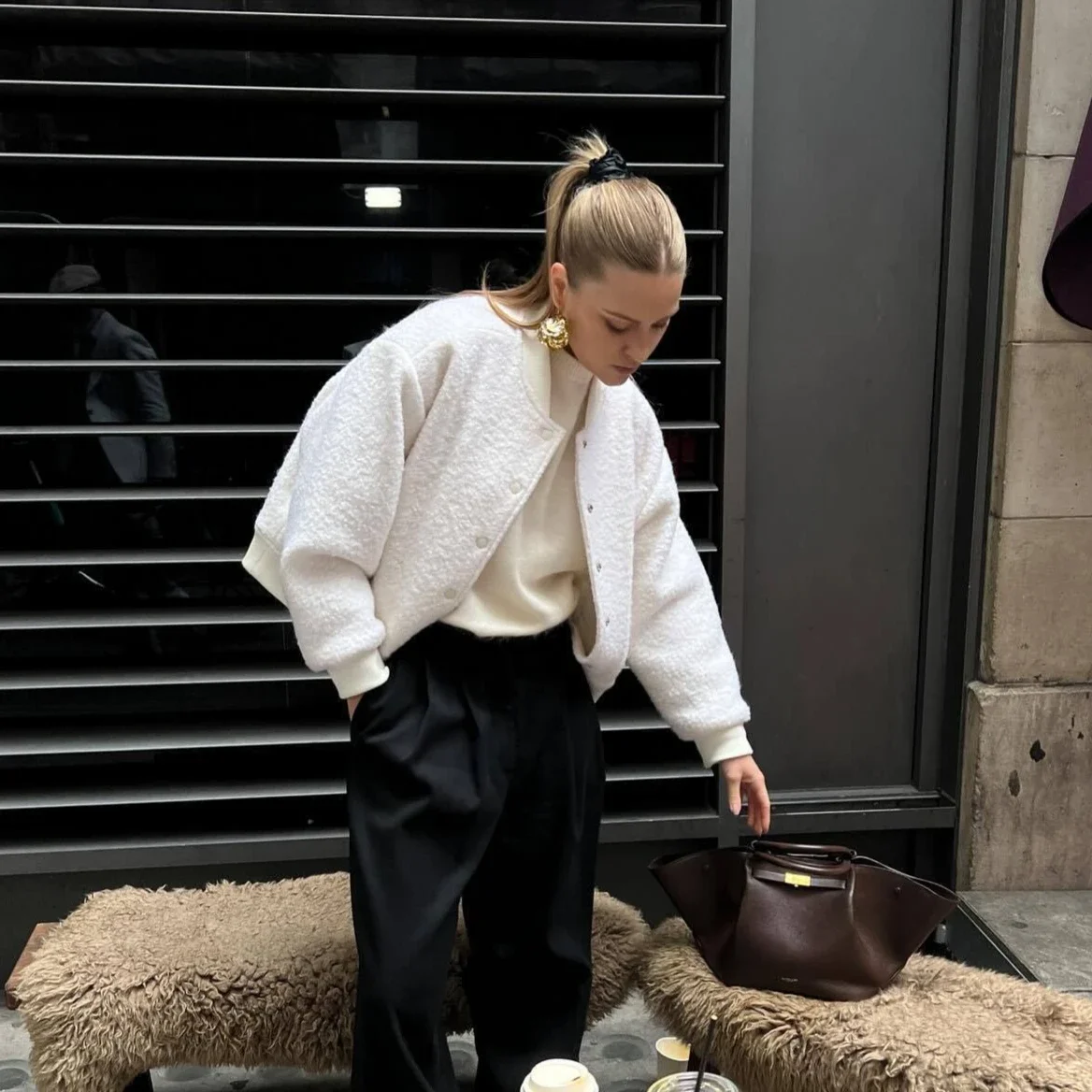 Autumn Bomber Jacket with Pocket White Lambswool Coat Women Casual Fashion and Chic Office Lady Outwear