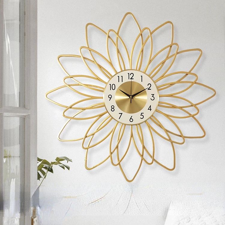 

Living Room Iron Metal Flower Pattern Clock Luxury Restaurant Bedroom Decoration Home Creative Fashion Wall Clock Modern Design