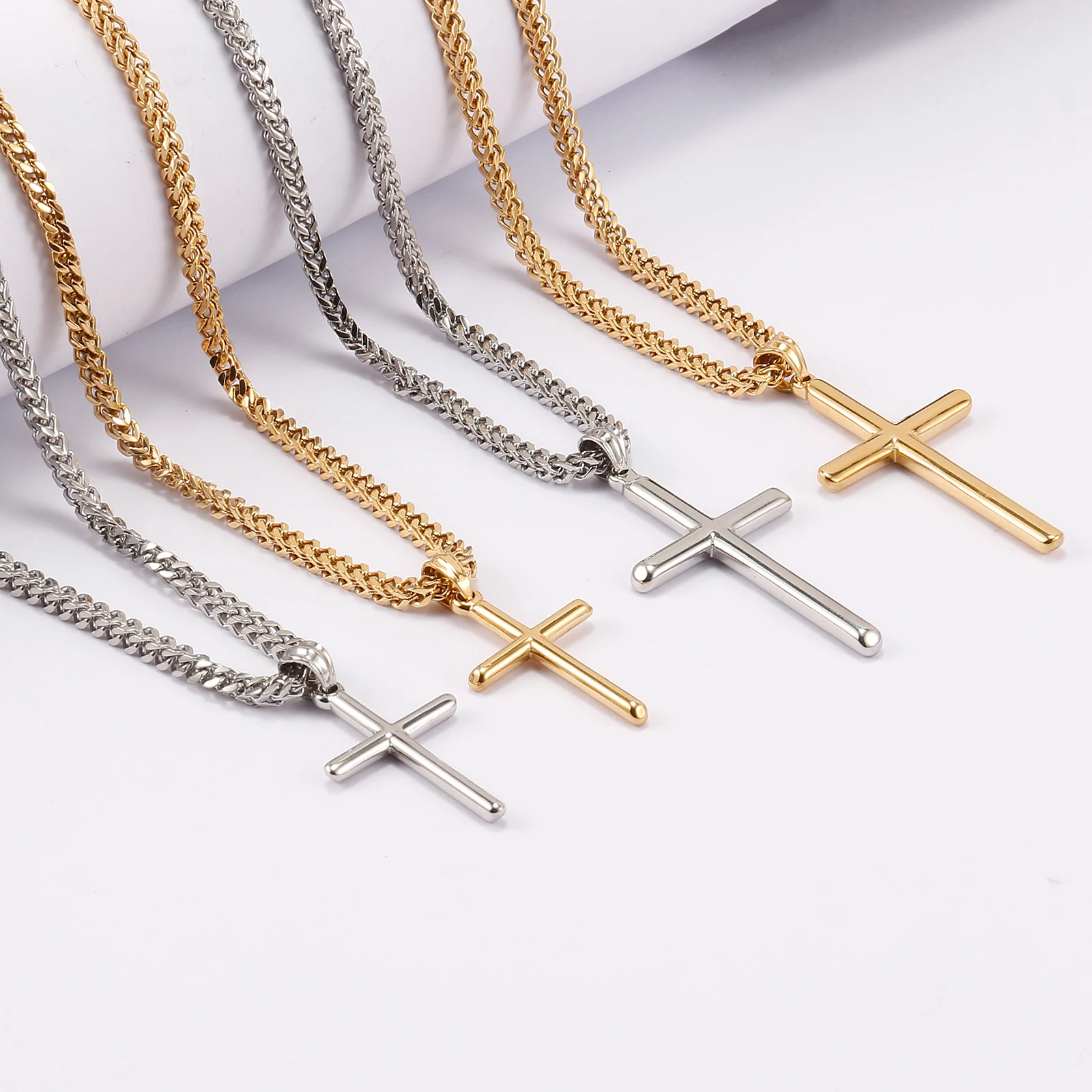 Punk Cross Pendant Link Chain for Men Women 316L Stainless Steel Hip Hop Necklace Gold Silver Fashion Jewelry Gift Waterproof