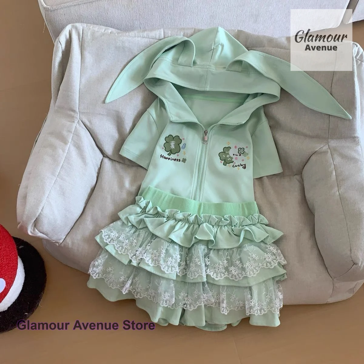 Japanese subculture cute soft girl Joker rabbit ears hooded short sleeve T-shirt female summer new fashion slim hot girl top.